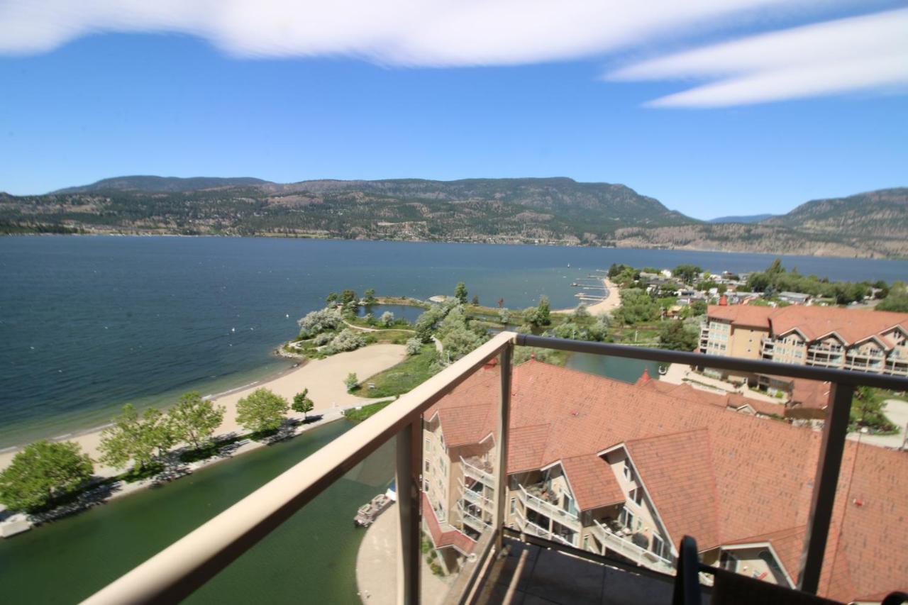 Sunset Waterfront Resort By Discover Kelowna Resort Accommodations Εξωτερικό φωτογραφία